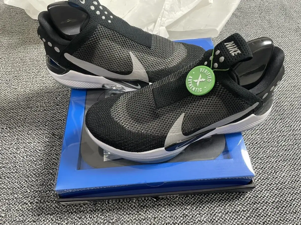 Nike ADAPT BB 하이퍼 어댑터 농구화